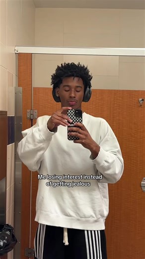 Losing Interest in Relationships: Understanding the Signs