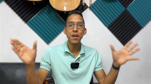 45K views · 1.9K reactions | MÚSICO DE OÍDO VS PARTITURA Queridos amigos comparto con uds un análisis de un tema curioso de la actualidad, en donde vemos músicos de alto nivel que tocan por oído y también tocan con partituras. Les hago un análisis de las ventajas y desventajas según mi punto de vista. Espero que les sea de ayuda el video Bendiciones www.aliscruces.com | Alis Cruces | Facebook