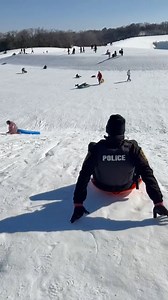 ❄️ Snow day fun with the Denison Police Department! Officer Tate stopped by to join in on some sledding and connect with the community while enjoying the winter weather. 🛷 As always, please stay safe and warm out there! Sledding Safety Tips • Choose hills away from roads, trees, and obstacles • Sled feet-first and sit upright to stay in control • Take turns and make sure the path is clear before going • Helmets are strongly recommended, especially for kids Staying Warm • Dress in layers with wa