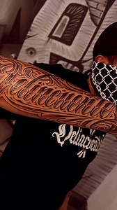 Delincuentes hecho x Buster en Wild Street el verdadero estilo malandro. Lettering malandro #lettering #letteringtattoo #customlettering #letteringmalandro | Rico Rey