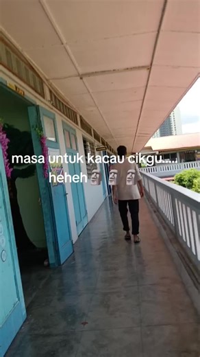 ~Hannah Lemon~ (@hannah_lemon11)’s videos with Vine Boom - Modernmadeit