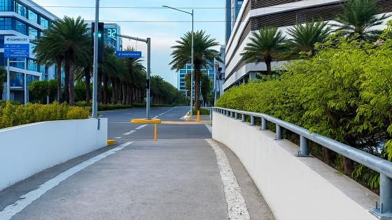 Philippines – Daytime Atmosphere in Modern Alabang, Muntinlupa (4K)