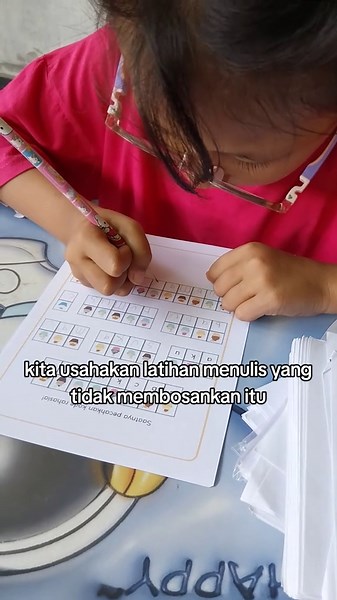 Latihan Menulis Menarik Untuk Anak dengan Buku Coding