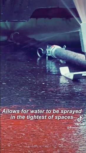 SUDZ-IT EV Electrical Vehicle Nozzle in action at ESI Equipment