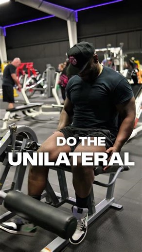 GET HUGE LEGS! #powerlifting #fitspo #fitnesstips #strengthtraining #gymtips #legday #squats #squat