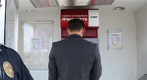 ¿Vas a retirar efectivo del cajero? Sigue estas recomendaciones