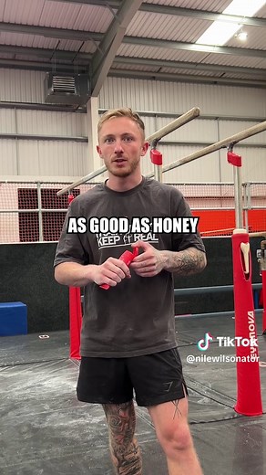 Trying Monkey Hands grip aid for better grip 🙈 IB: @Lucie Colebeck @ @Ian Gunther│Daily Sports 🔥