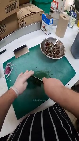 Learning a French Culinary Technique for Basil 🍃 | Chef Thomson