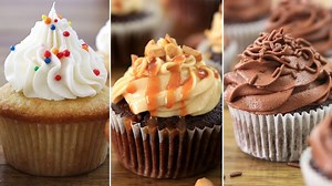 2.4M views · 28K reactions | 3 amazing cupcake recipes every baker should know 療 | The Cooking Foodie | Facebook