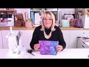 Half a zip pouch, perfect for a fat quarter make - by Lizzy Curtis