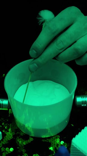 Ultra fine sand digging ASMR