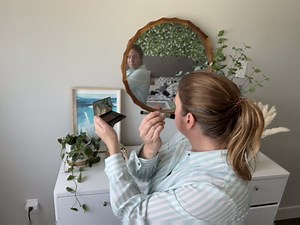 Dark Brown Root Touch Up: 100% Clean, All-Natural, Talc-free Instant Gray Hair Root Concealer [Dark Brown]