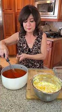 Today in my kitchen I’m making red chile cheese enchiladas 🌶️