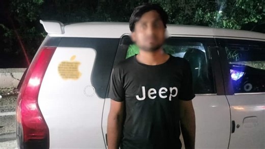 Couple With Child Pleads To Get Off As Noida Cab Driver Speeds To Escape Police; Detained After Video Goes Viral