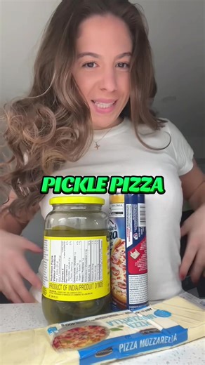 let’s make dill pickle pizza 😋💚🍕 #cookingtutorial #pizza #foodinspo #picklelover