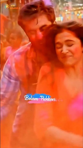 Balam Pichkari 💚🧡 HAPPY HOLI | Ranbir Kapoor, Deepika Padukone | #holispecial #shorts #holisong