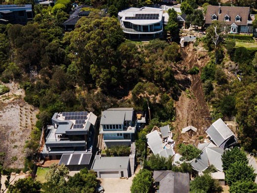 McCrae landslide: 60 homes could be in limbo as experts look for long-term solution - realestate.com.au