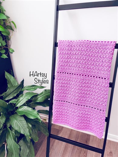 CROCHET PATTERN: Solid Textured Blanket, Chunky Suzette Throw (PDF Download) - the Stitch Happens - Etsy
