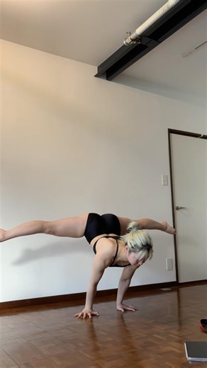 メンバーシップでははじめて倒立をする人に寄り添った動画もUPしてます💗 #rickmethod #acrobatics #倒立 #handbalance #motivation