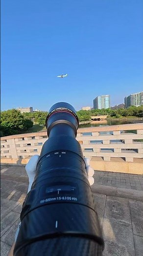 How far can you shoot with a 600mm handheld telephoto lens? After seeing the finished photos