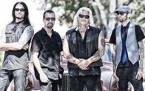 GODSMACK Drummer And Guitarist Form Side Blues Project BLUE CROSS BAND