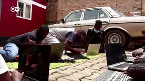 Ugandan mother raises the next generation of coders