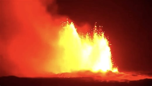 Islanda, il video impressionate dell’eruzione vulcanica: “La più potente registata finora”