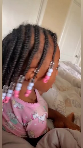 152K views · 5K reactions | I looked out that WINDOE , I saiddddd  | Cyn’Niah Burton | Facebook