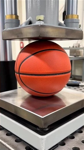 A ball press with hydraulic press