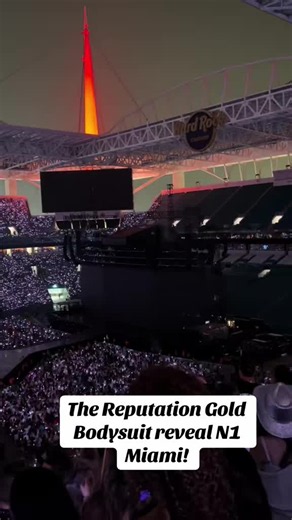Reputation bodysuit reveal — Miami Night 1