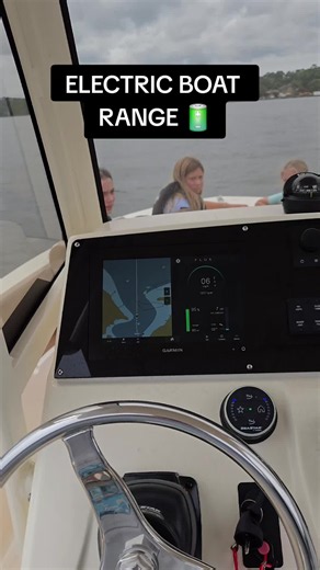 21' Scout XSF 💲135,000 ⚡ 175hp peak Flux Marine motor 🔋 84kWh – 1,000 lbs ⚖️ 4,000 lbs total 🔌 8-hour charge on 50A shore power 📍 25 miles of range at 20 mph 🚤 32 mph top speed 🌊 30–40 miles of range with mixed speeds This boat is obviously for a lake or bay. It's not as much range as a gas boat, but it's enough for the average boater. They don't make sense in every application. 🤘 People buy electric boats for convenience. ✅ Waking up every day to a full charge ✅ Drastically reduced maint