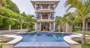 Beachfront House at Playa Marsella
