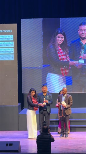 Best folk singer of the year 2082 🏆 @Arjun Sapkota हजुरको सपना हातमा समाते जस्तो लाग्यो । Thank you Bindabasini 🙏 #dipasimkhada #arjunsapkota #bestsingeroftheyear