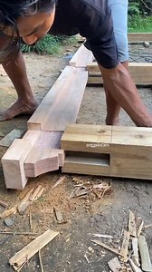 914K views · 6.5K reactions | Set the wooden stilt house material. Penyetelan bahan rumah panggung kayu. #carpenter #tips_trick #woodworking #diy | Onggek Dani | Facebook