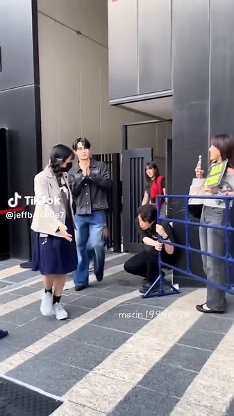 SATURDAYYS UNITS no TikTok