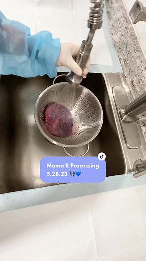 5th baby, 2nd homebirth, 1st time encapsulating! 👣💙 #homebirth #homebirthstory #certifiedplacentaencapsulator #placentaencapsulation #placentapills #placentacapsules #placenta #postpartumhealing #postpartumrecovery #postpartum #naturalbirthhealing #naturalbirth #midwestplacentaencapsulation #healthypregnancy #midwestplacenta #encapsulateitdonttrashit #placentophagy