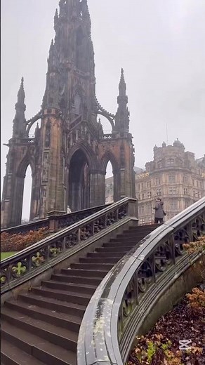 Edinburgh: Scotland’s City Full of History and Charm