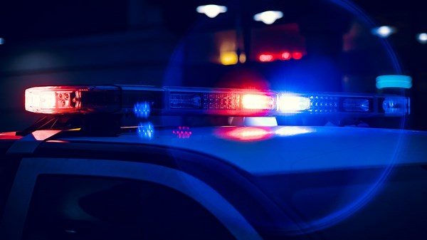 2 people killed in single-car crash in Hammond
