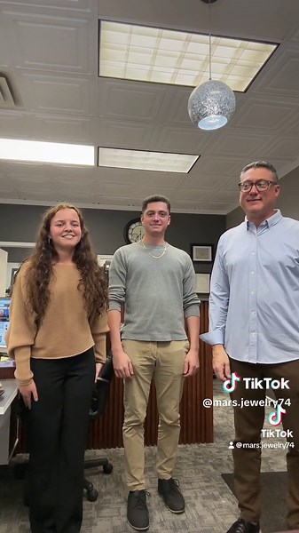 Bill gets no money :( #fyp #trendy #givememymoney #familyowned #jewelry #gimme #jewelryrepair #comedy #trend #genz #mikewazowski #michaelscott