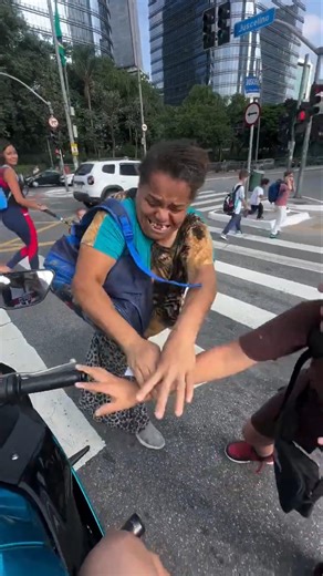 Just Another Normal Day in SP 😂🤣 #motovlog #motoboy #moto #grau #saopaulo #yamaha #r1 #r9 #boy #fun