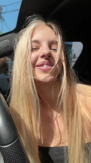 LesiMoonie (@lesimoonie)’s videos with Yall are so pretty - ౨ৎ