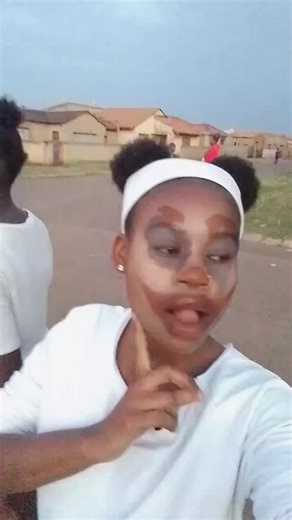 def_not dinny (@prettydingtar)’s videos with original sound - Themba Mhlongo