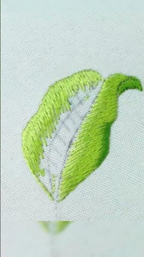 Gorgeous realistic leaf | long & short stitch tutorial SHORT