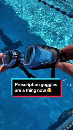 Dive with Clarity: Prescription Goggles for Swimmers