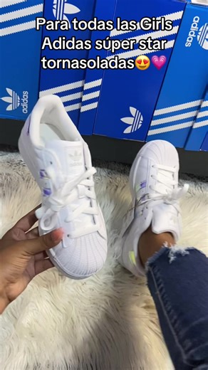 Adidas Súper Star: La Moda Brillante para Girls