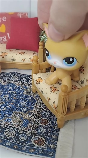 your the man grandma! #lps #littlestpetshop #lpstiktok #lpsskit