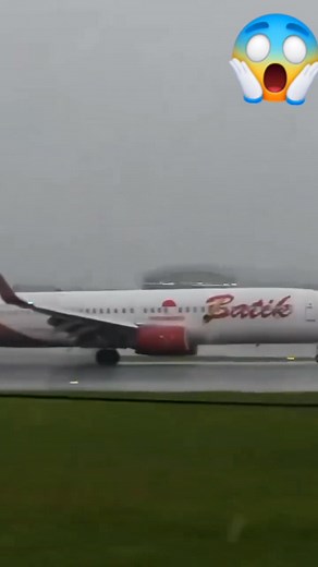 4.1K views · 58 reactions | Landing Fail....Omg..Thank god all are...