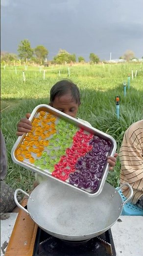 Candy-Coated Cracked Grapes 🍇: A Sweet Sensation!