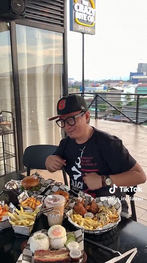 Sky View Cafe: 360 Degree View of Davao City