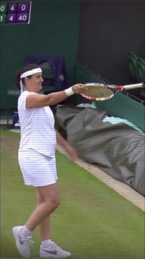 The Fan Who Challenged a Legend: A Bold Encounter